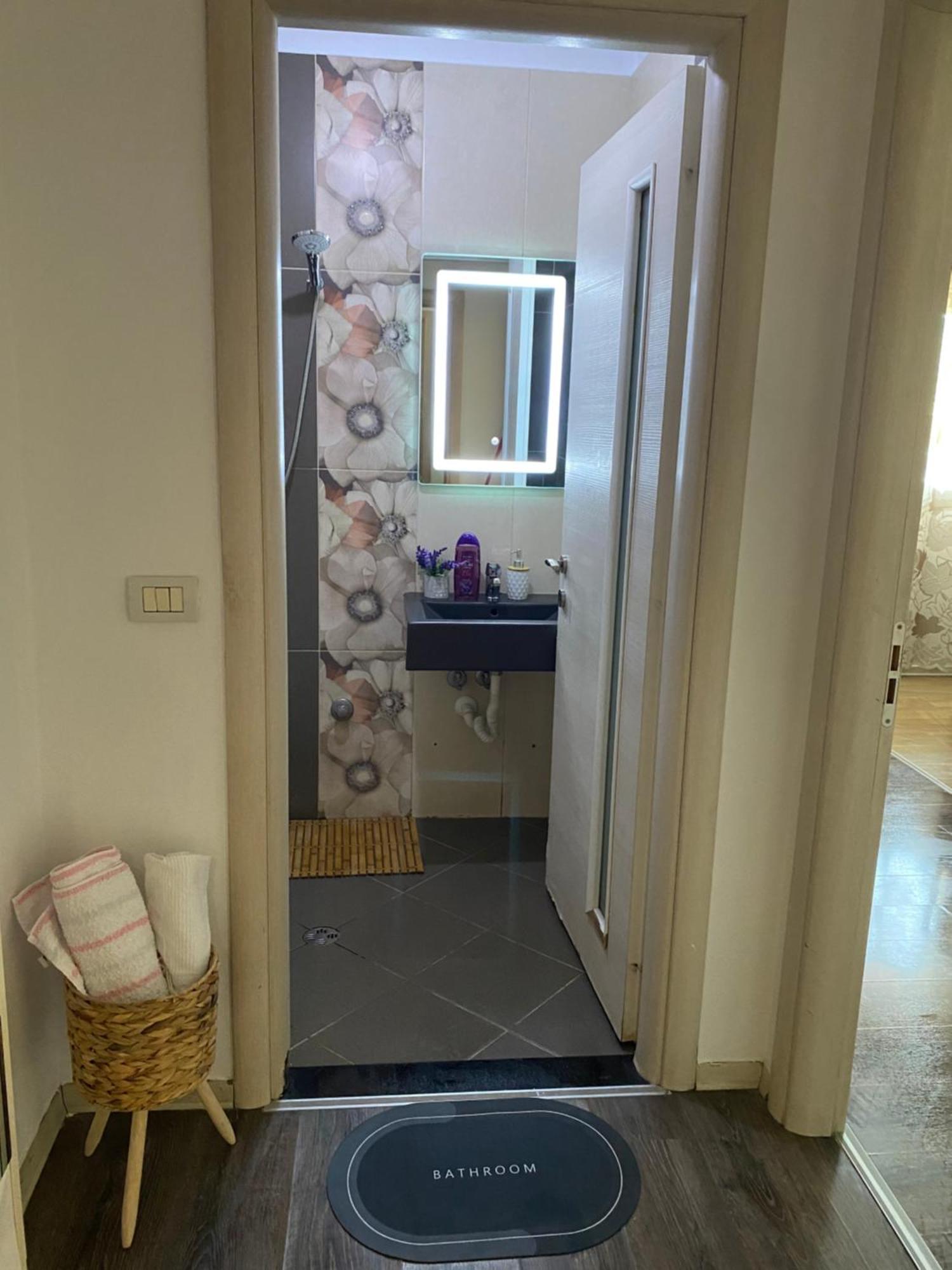 Main Apartment Тирана Екстер'єр фото